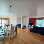 Villa Luz - Family House Vacations- Large Private Outdoor Area Santa Cruz (Madeira)