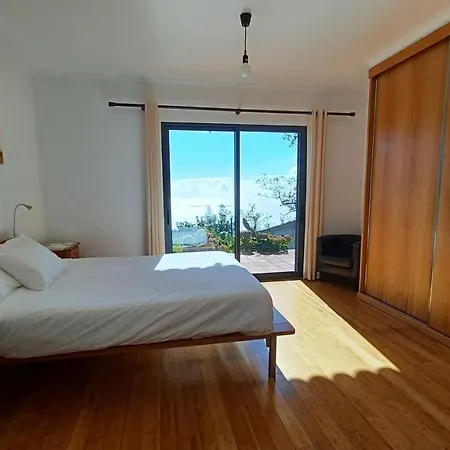 Luz - Family House Vacations- Large Private Outdoor Area Villa