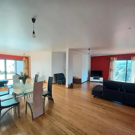 Villa Luz - Family House Vacations- Large Private Outdoor Area Santa Cruz (Madeira)