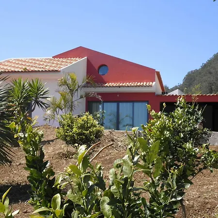Luz - Family House Vacations- Large Private Outdoor Area Villa *