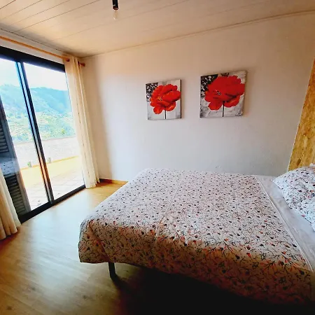Luz - Family House Vacations- Large Private Outdoor Area Villa