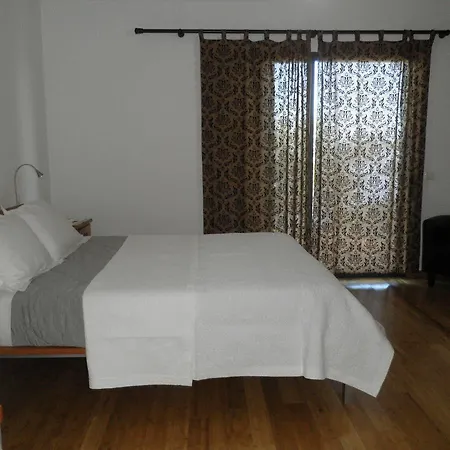 Luz - Family House Vacations- Large Private Outdoor Area Villa