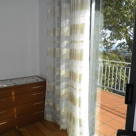 Luz - Family House Vacations- Large Private Outdoor Area Santa Cruz (Madeira)