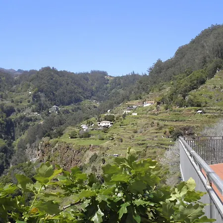 Luz - Family House Vacations- Large Private Outdoor Area Villa *