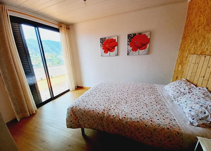 Luz - Family House Vacations- Large Private Outdoor Area Villa