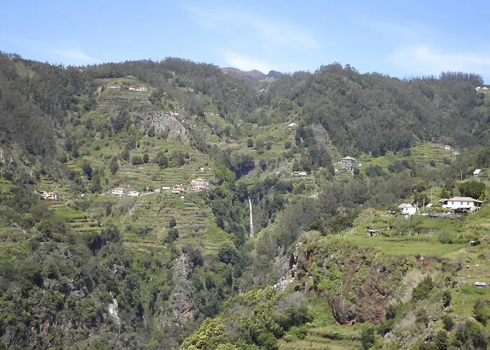 Luz - Family House Vacations- Large Private Outdoor Area Villa *