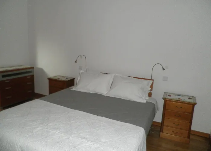 Luz - Family House Vacations- Large Private Outdoor Area Villa Santa Cruz (Madeira)