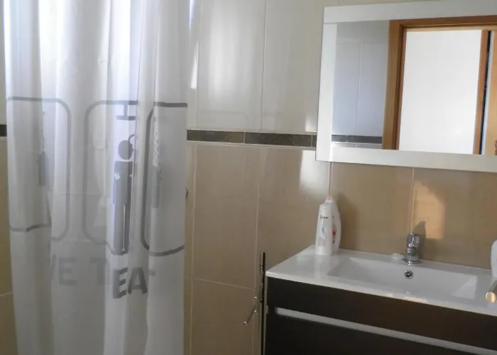 Luz - Family House Vacations- Large Private Outdoor Area Villa