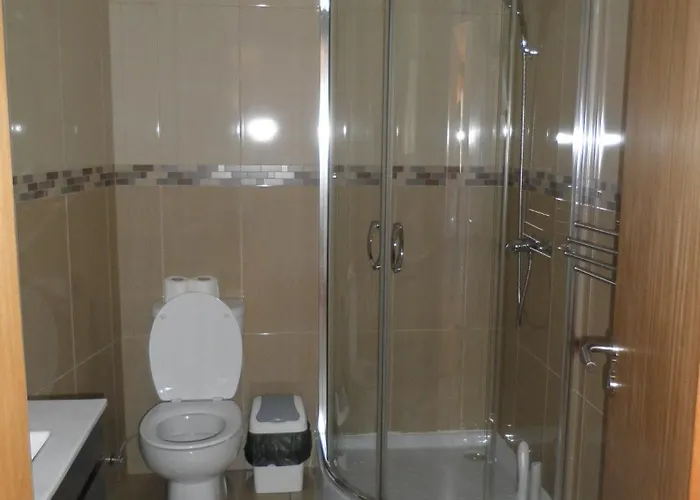 Luz - Family House Vacations- Large Private Outdoor Area