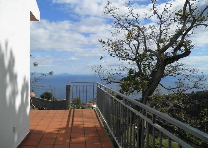 Villa Luz - Family House Vacations- Large Private Outdoor Area