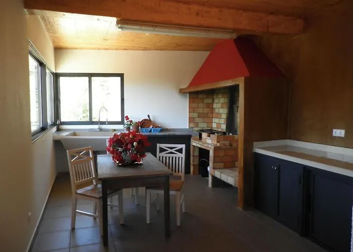 Villa Luz - Family House Vacations- Large Private Outdoor Area