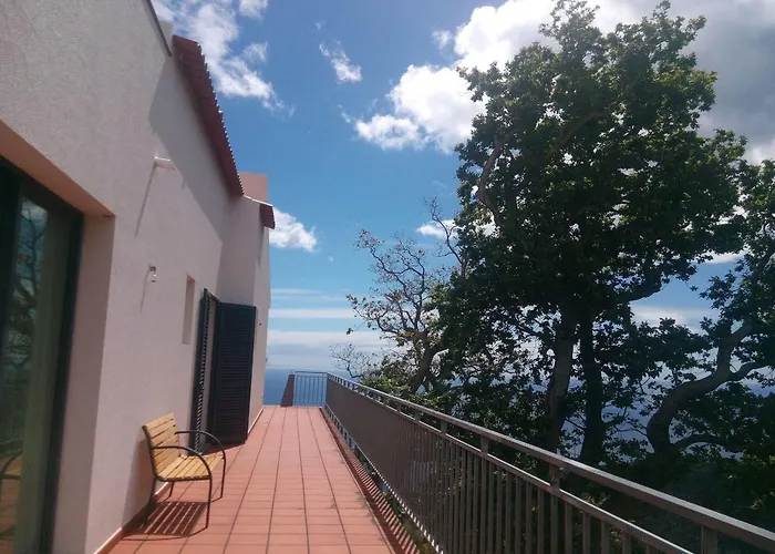 Luz - Family House Vacations- Large Private Outdoor Area